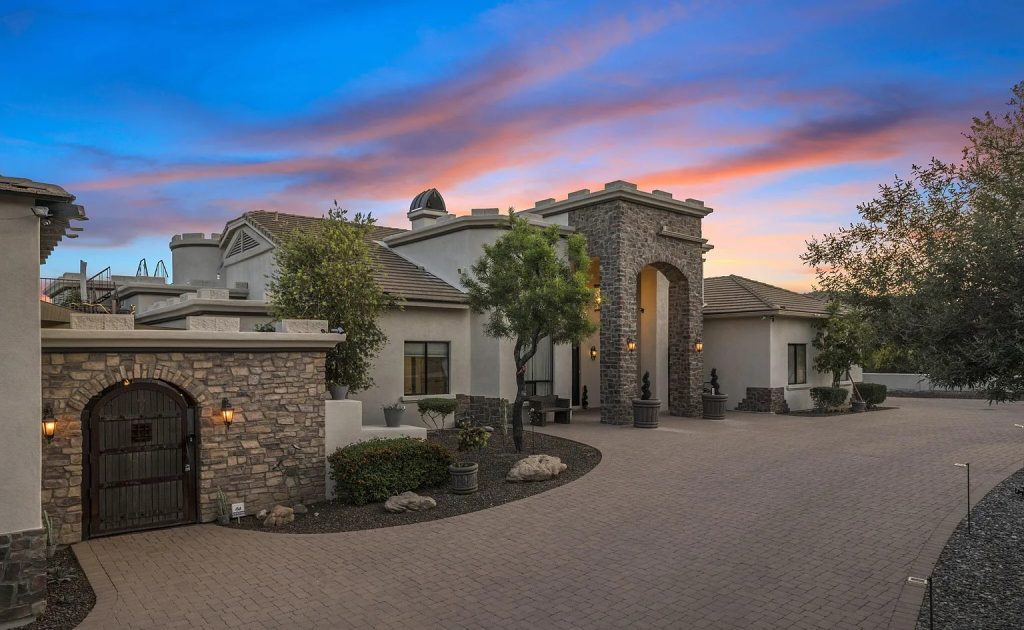 an image of Nexus Teen Academy's teen depression treatment center in Arizona