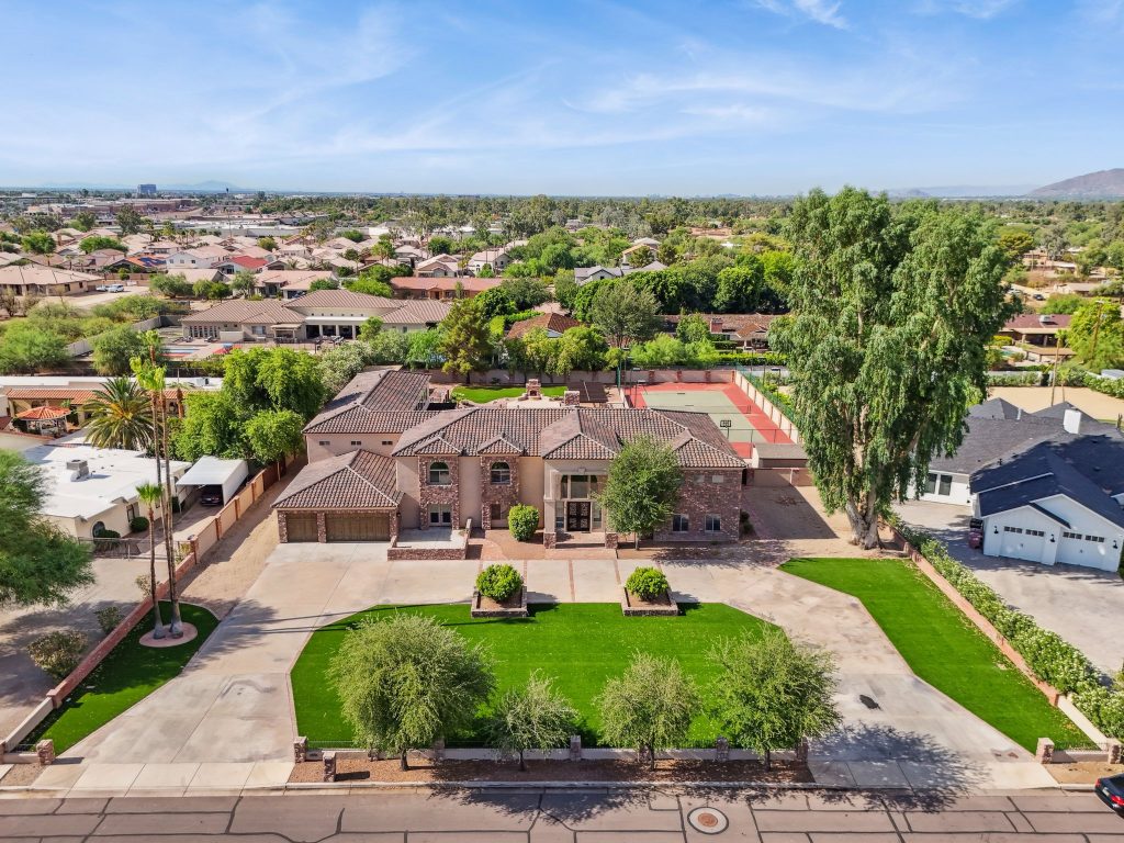 send your teen who is angry towards mom to Nexus Teen Academy for professional help